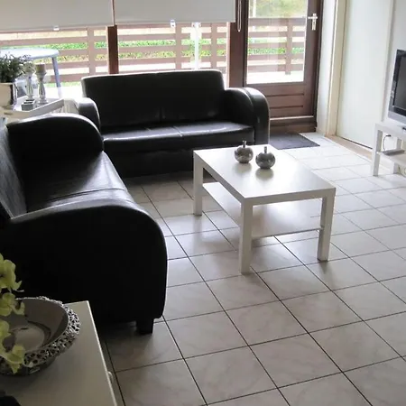 1 From Fam Moritz Koopman